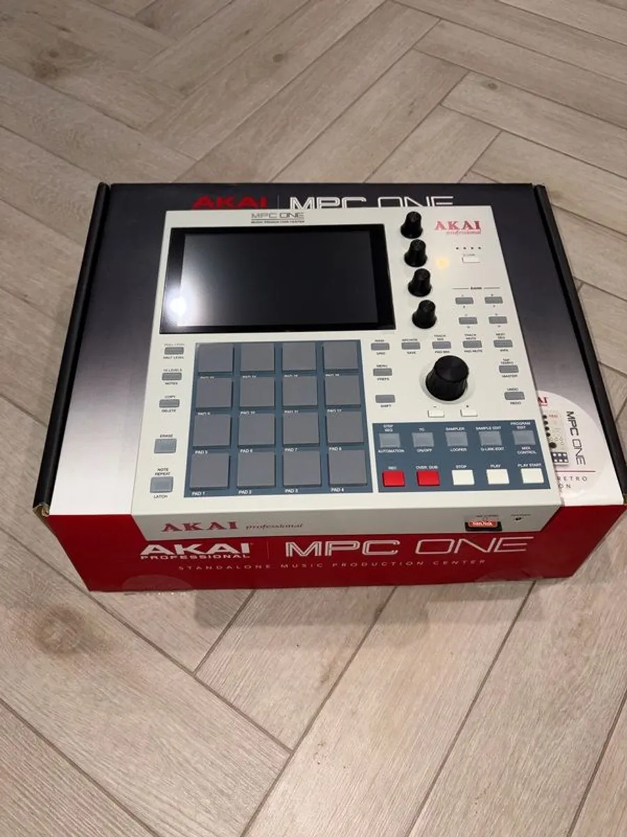 Akai MPC One Special Retro Edition in excellent condition. - Image 2