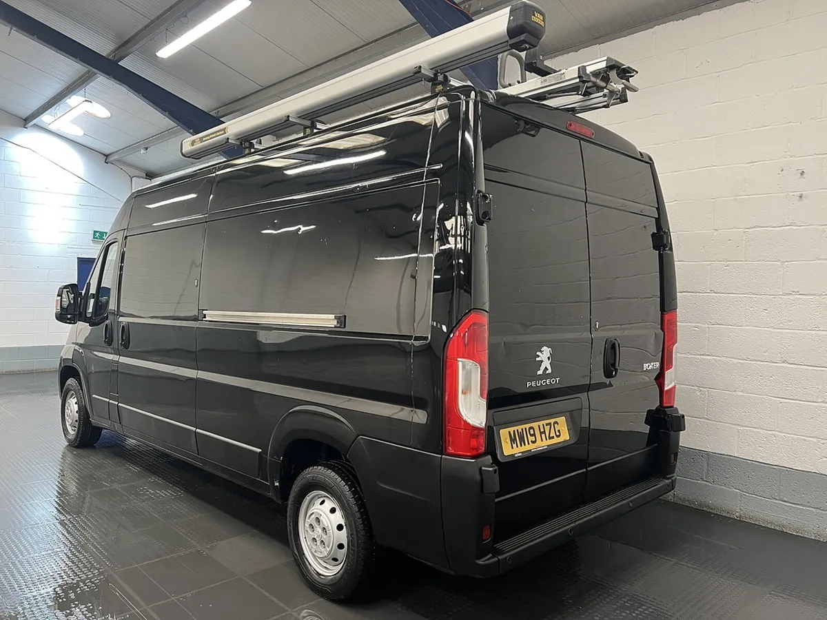 2019 Peugeot Boxer Panel Van - Image 4