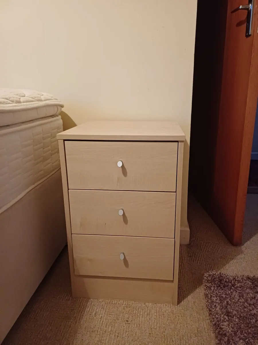 Two Bedside Lockers - Image 2