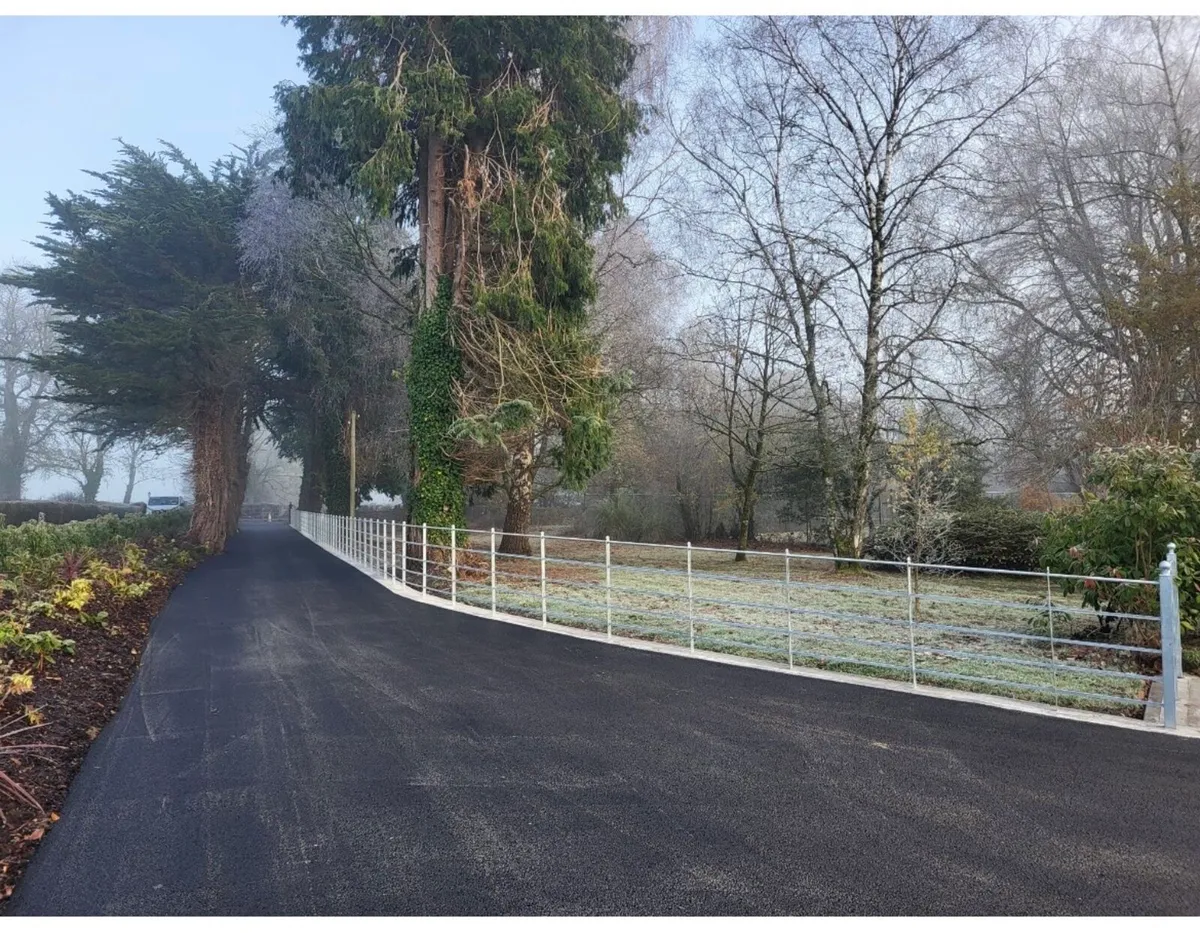 Fencing Installer - Image 4