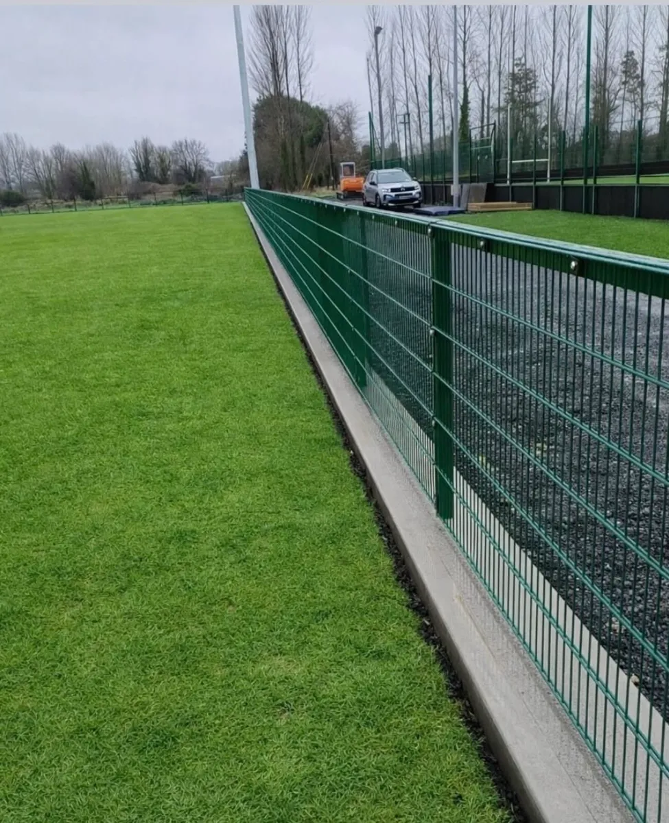 Fencing Installer - Image 3