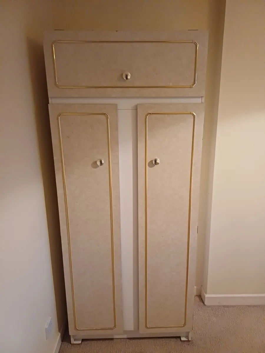Wardrobe - Image 2