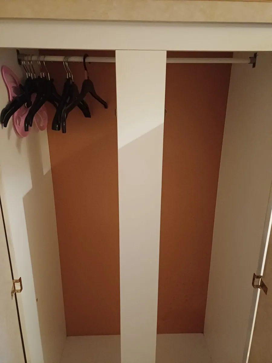 Wardrobe - Image 3