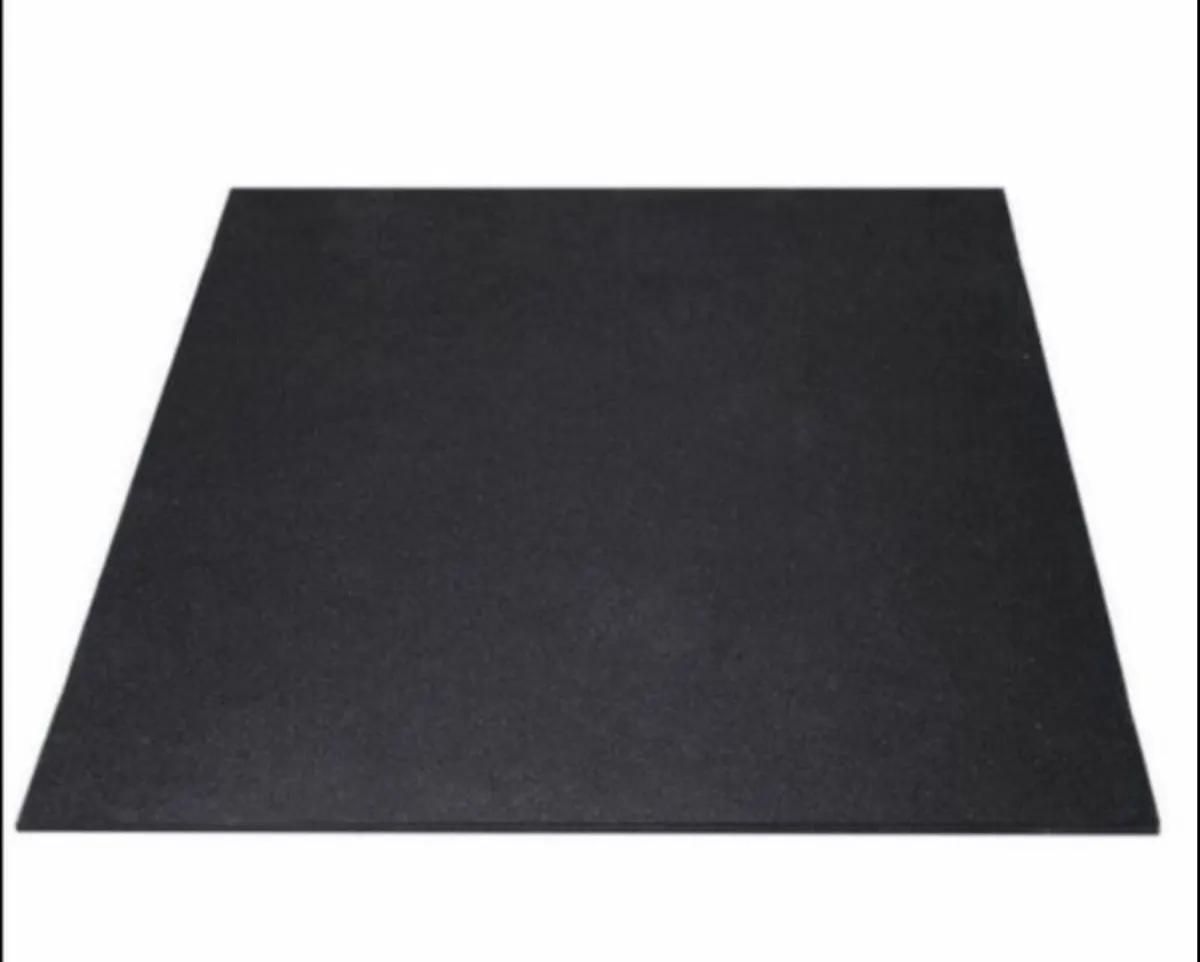Rubber gym flooring tiles (new) - Image 1