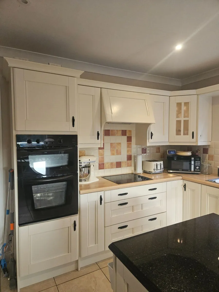 Kitchen - Image 2