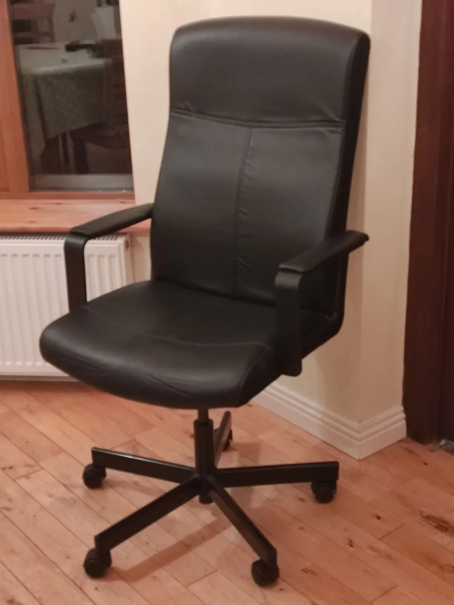 Office Chair - Image 1