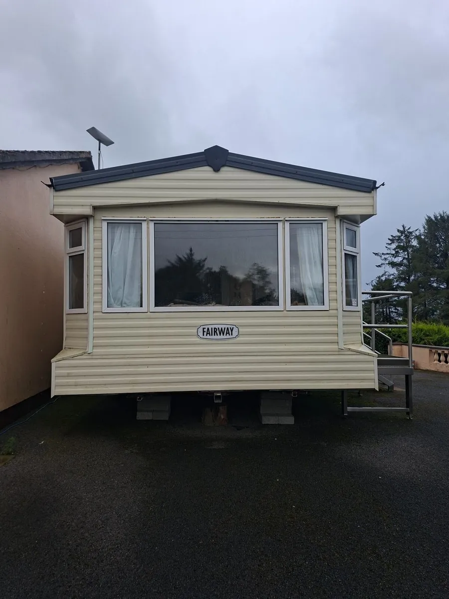 Mobile home - Image 1
