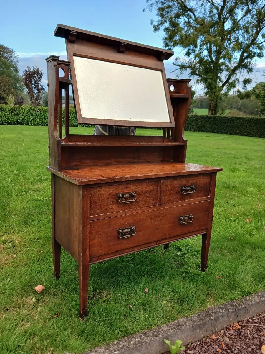 Oak dressing table - Image 1