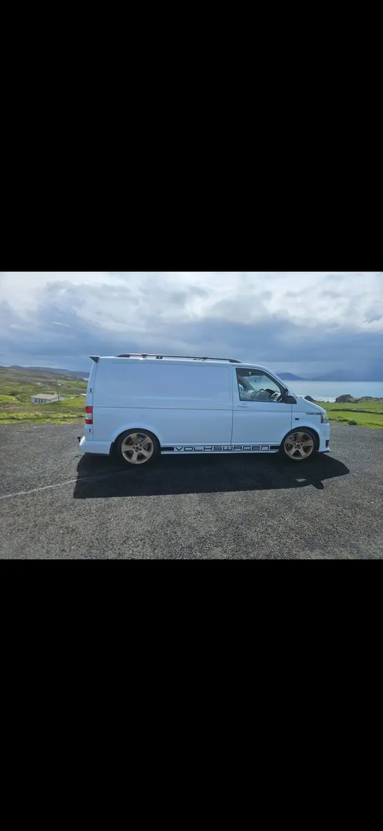 VW Transporter T5.1 - Image 1