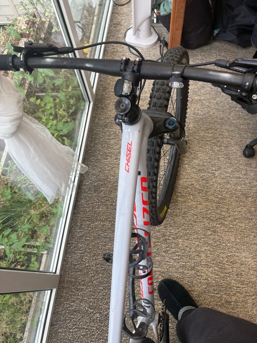 Specialized Chisel Mountain Bike - Image 1