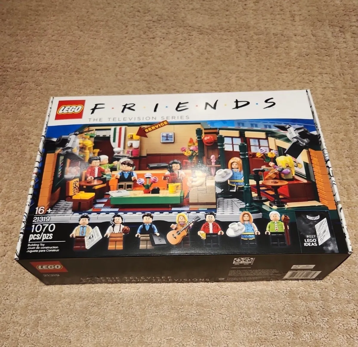 Lego IDEAS Central Perk #21319 - Image 1