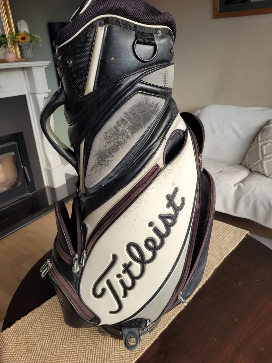 Golf - Image 1
