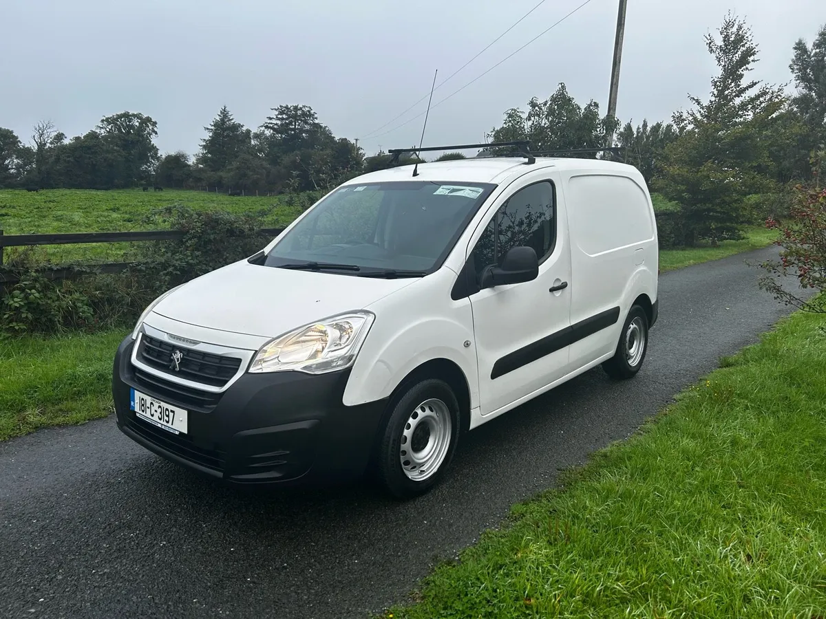 PEUGEOT PARTNER CVRT 12/26 & TAX 11/26 - Image 2