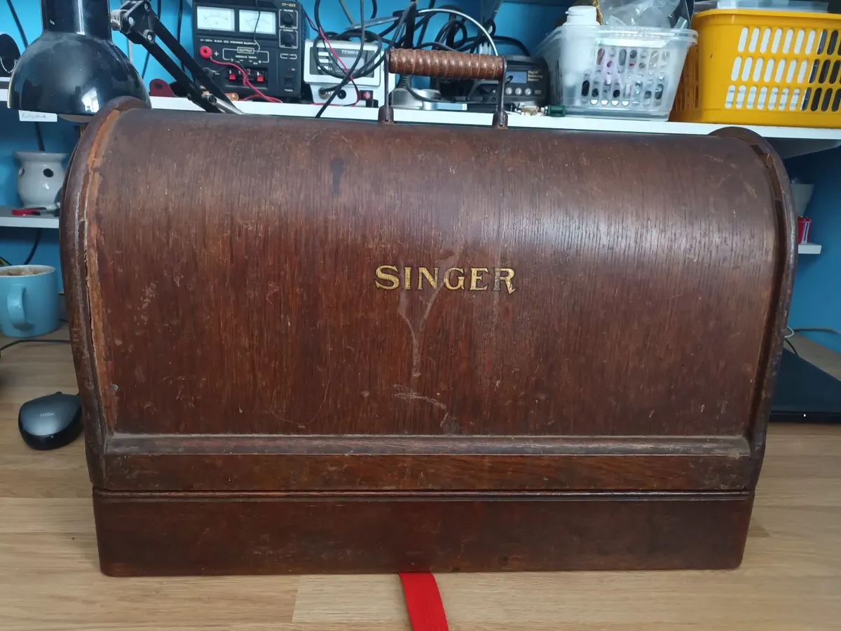 Antique Singer Sewing Machine - Image 3