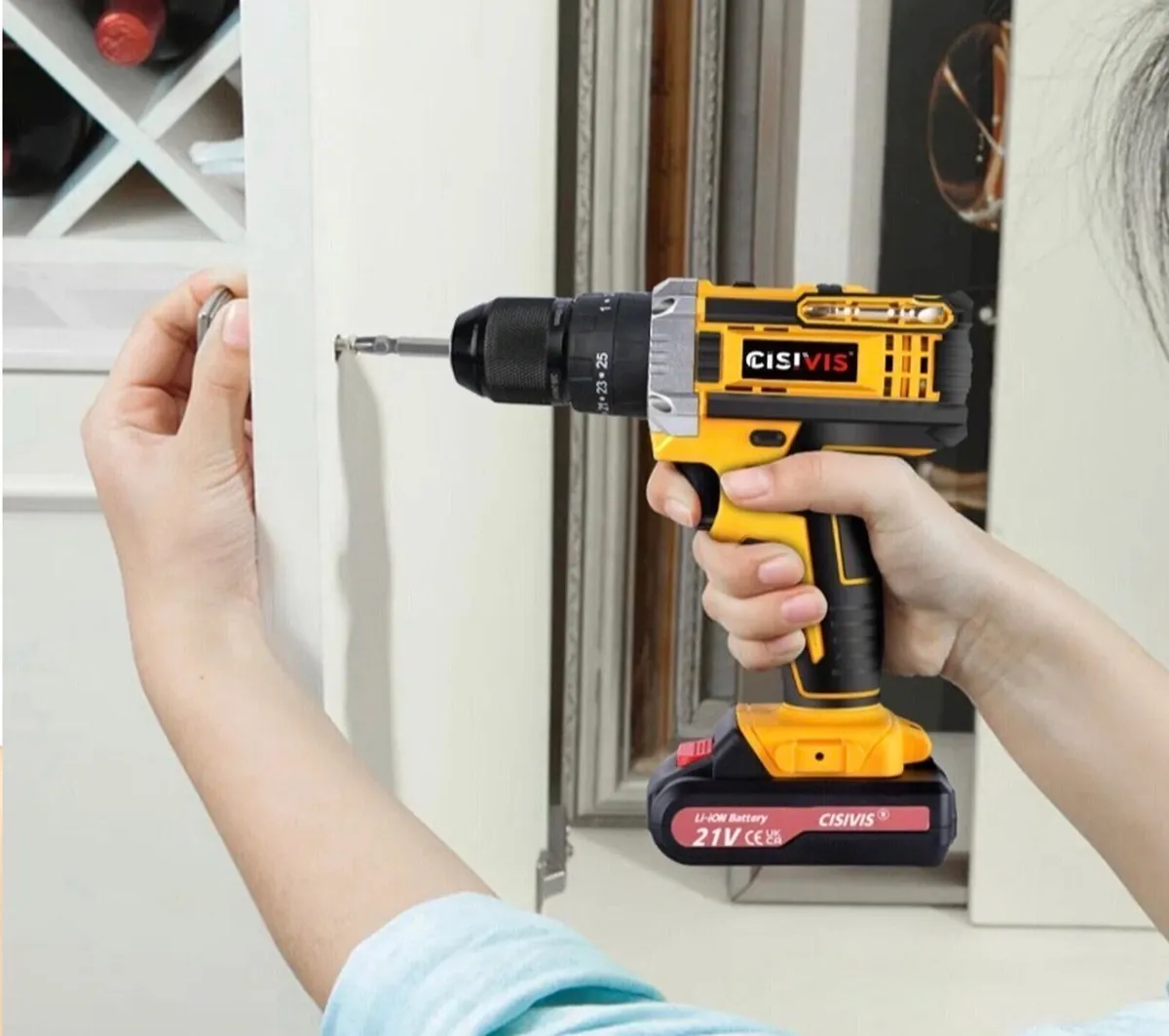 Combi Drill Screwdriver 21v NEW with 2 Batteries - Image 4