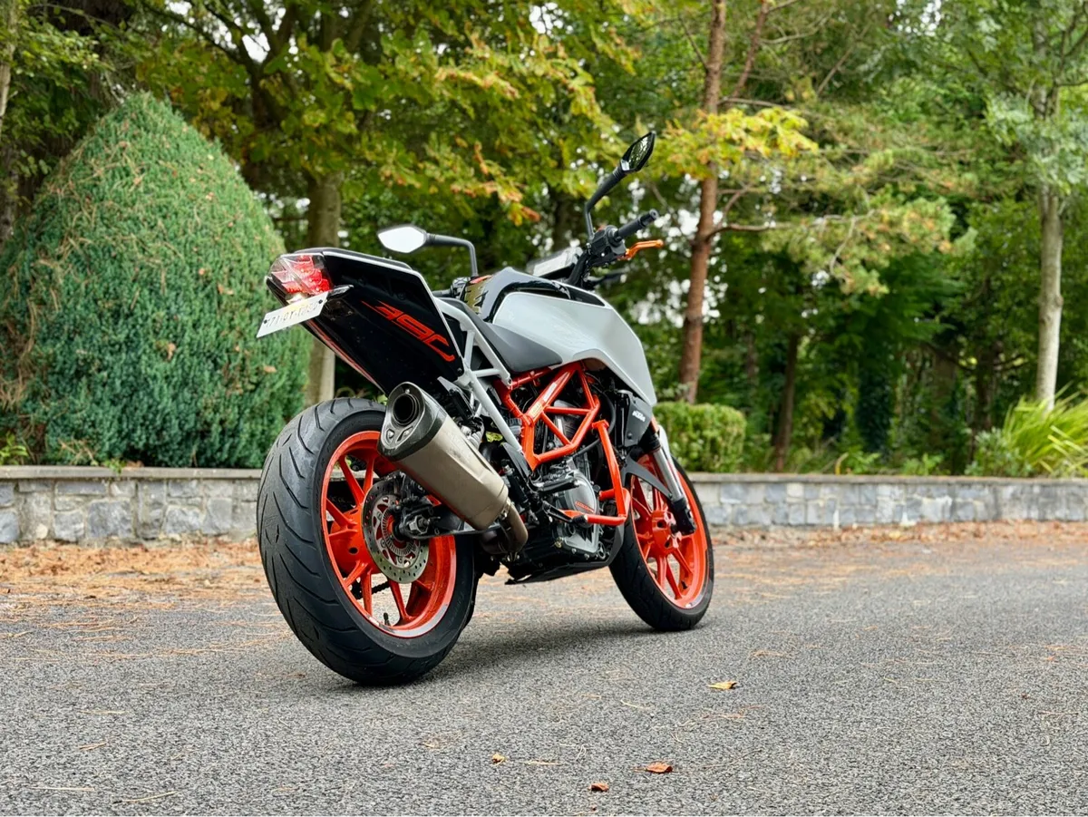 KTM Duke 390 2017 - Image 2