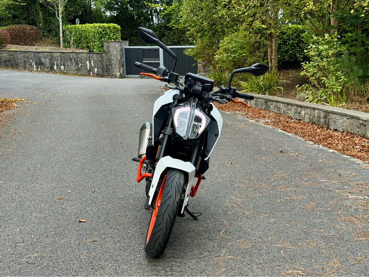 KTM Duke 390 2017 - Image 3