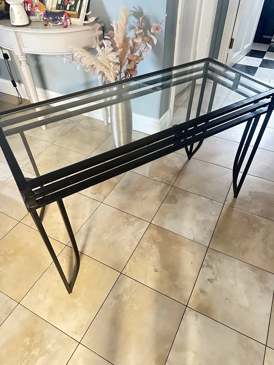 Black Iron Table - Image 4