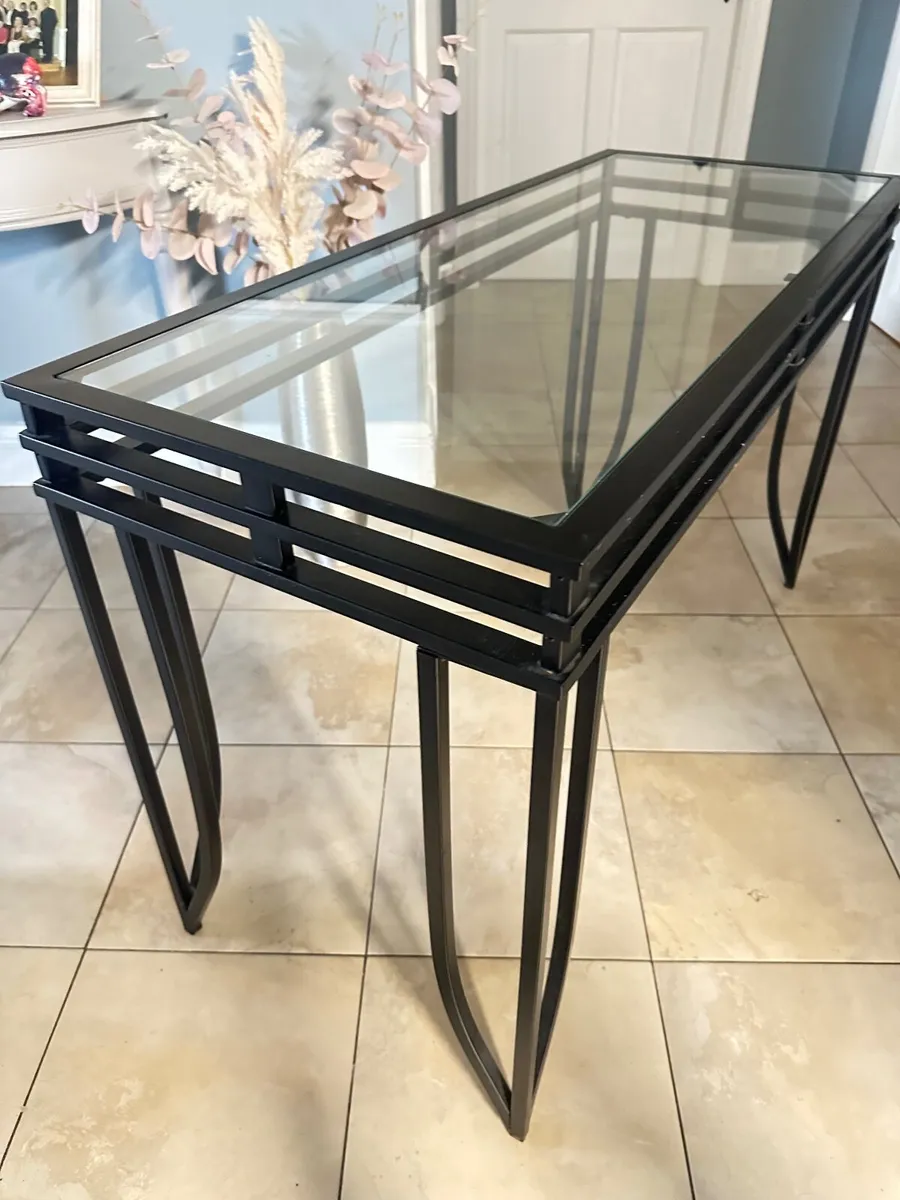 Black Iron Table - Image 3