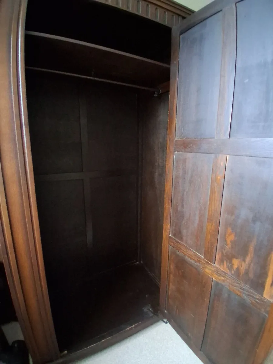 Oak Wardrobe - Image 2