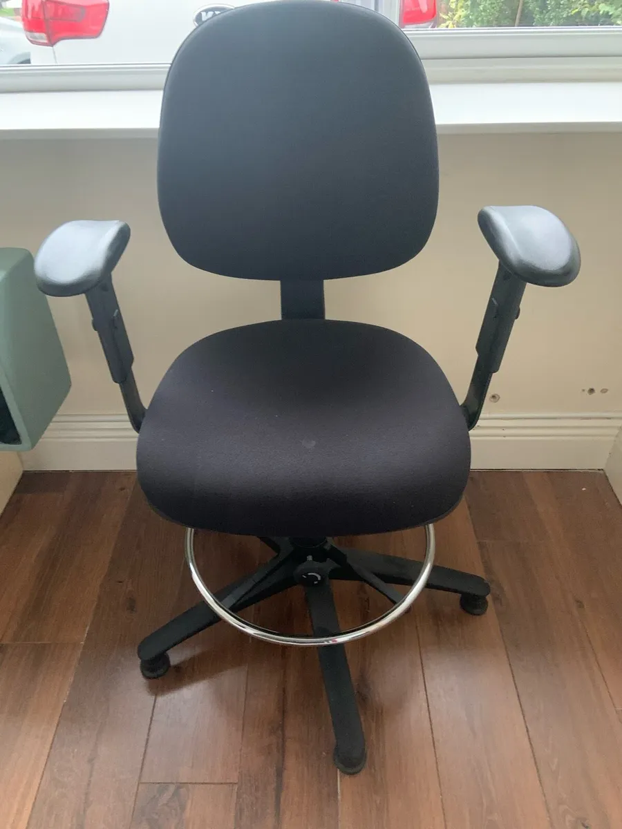 Office Chair - Image 3