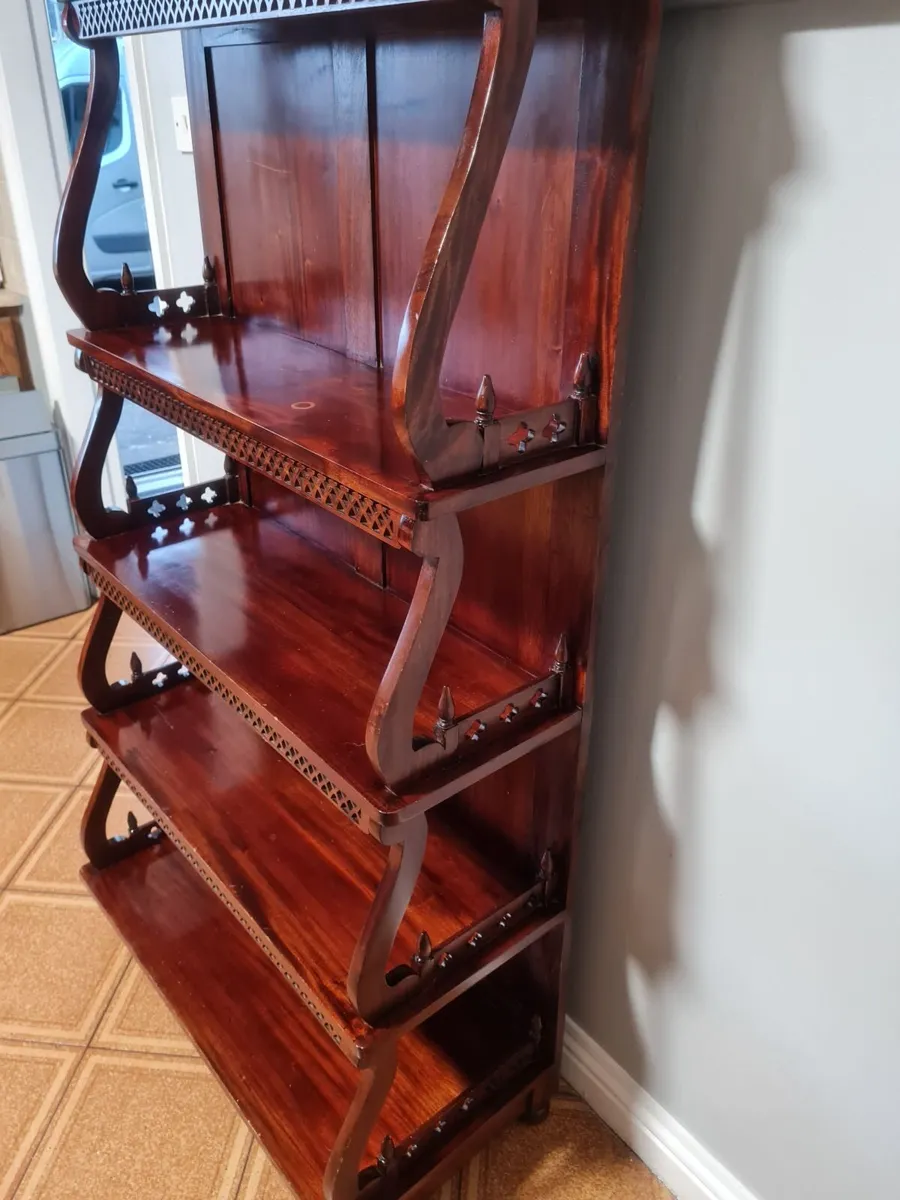 Waterfall display bookcase. - Image 1