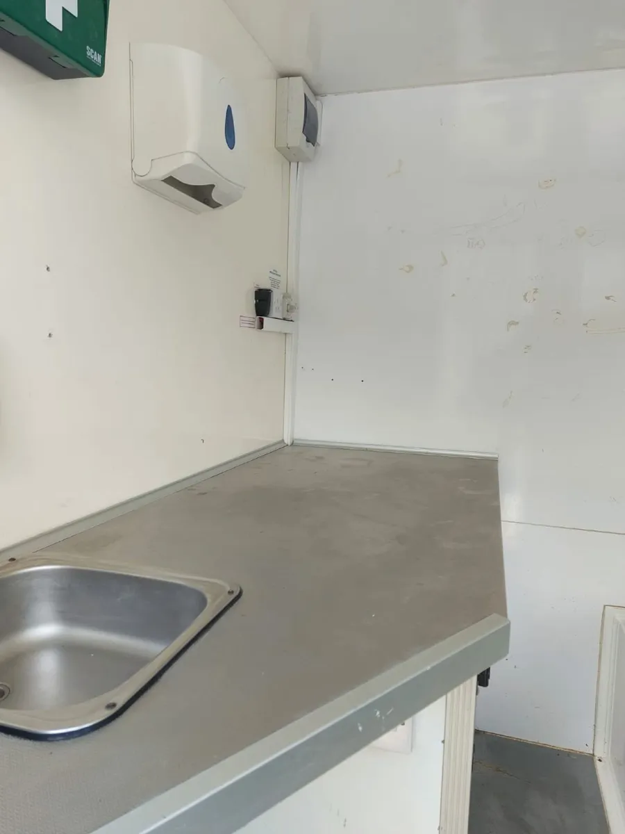 Moveable Welfare Unit - Image 3