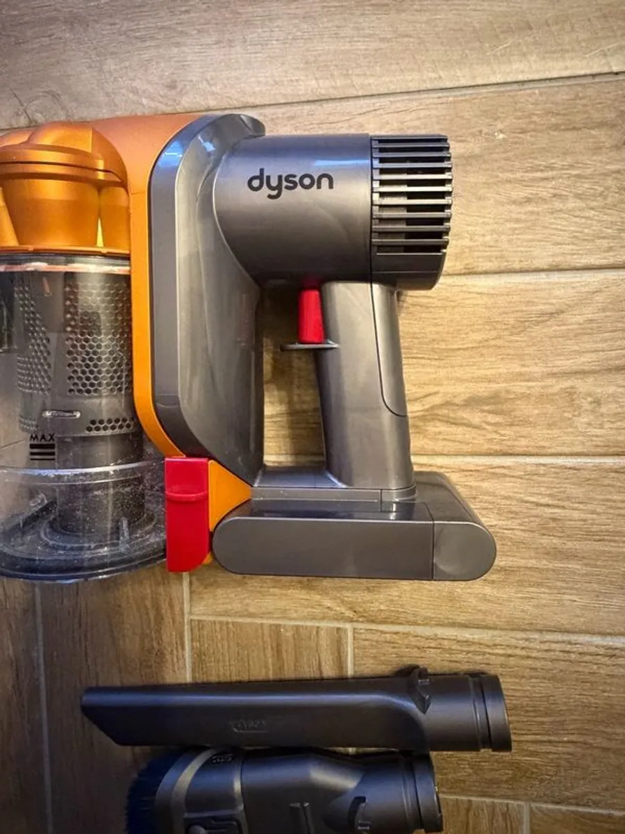 Dyson D34 in Great Condition (Rarely Used) - Image 4