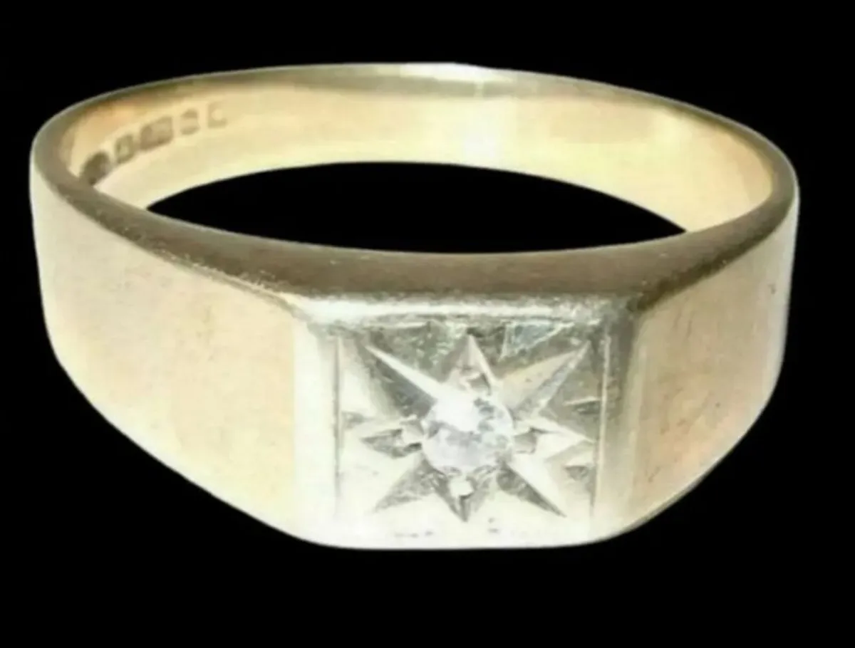 Vintage Hallmarked 9ct Solitaire - Image 1