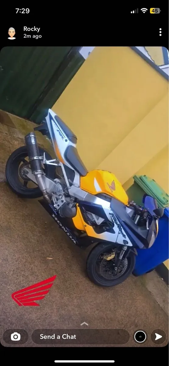 Honda Fireblade Cbr929 - Image 1