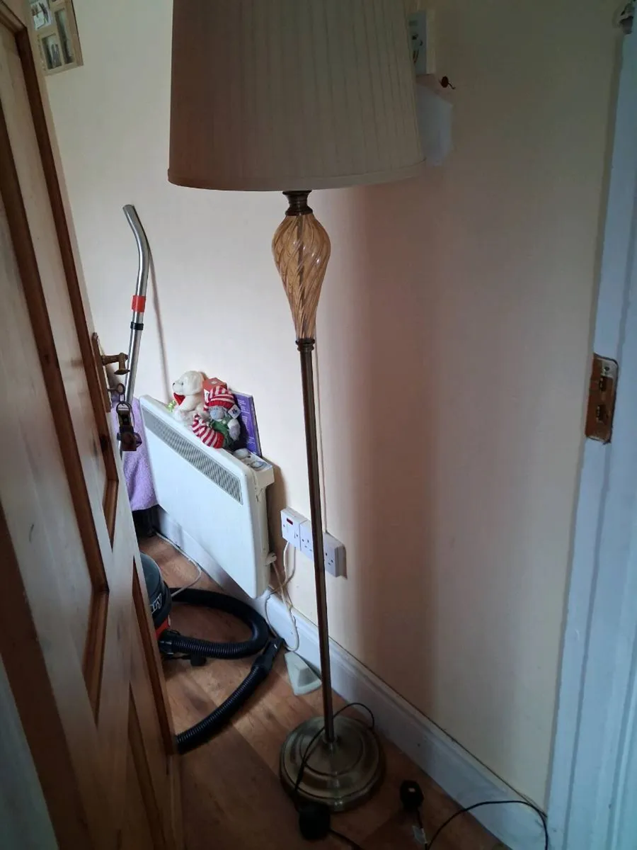 Tall lamp