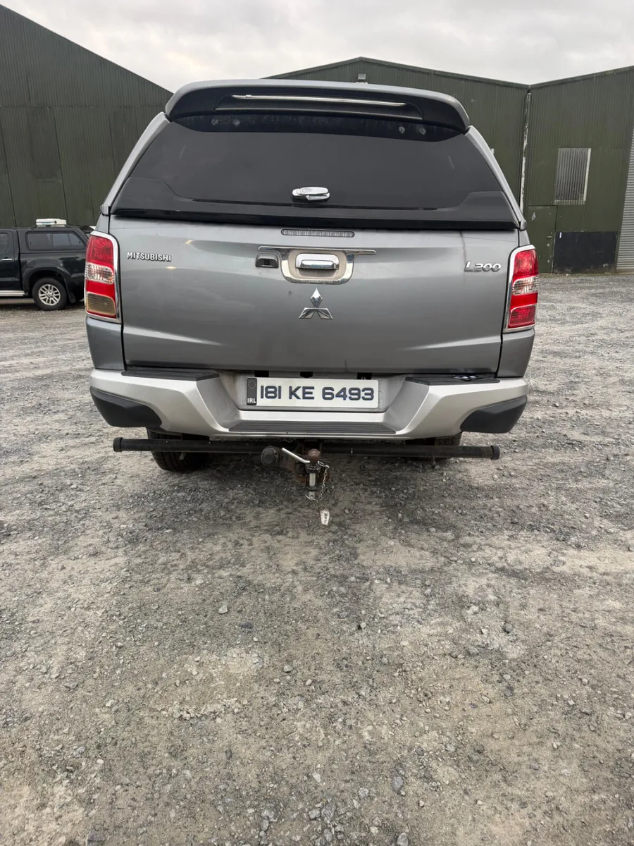 2018 Mitsubishi L200  barbarian Automatic of - Image 3