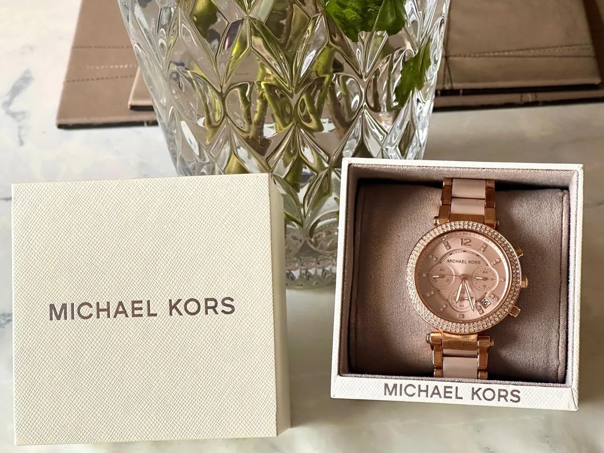 Michael Kors Rose Gold Parker Watch - Image 1