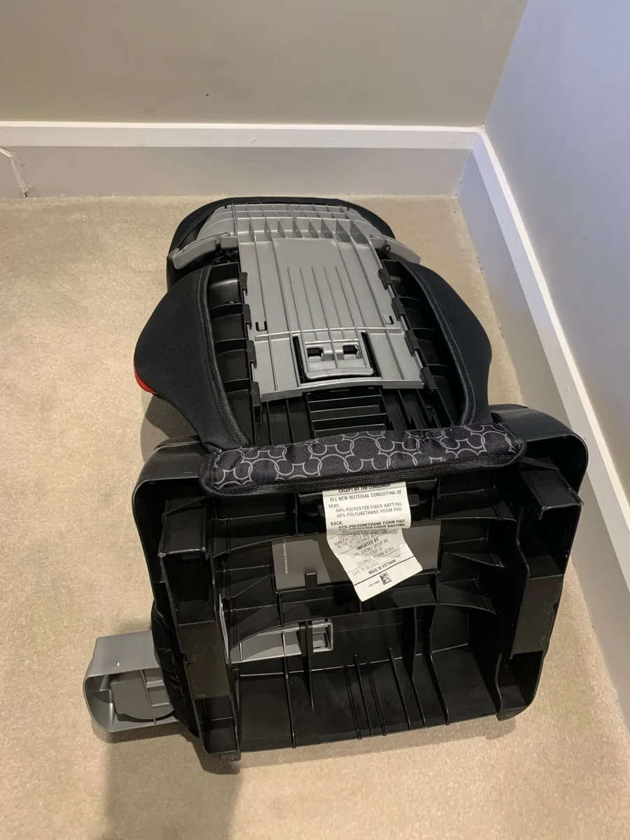 Children’s car seat - Image 3