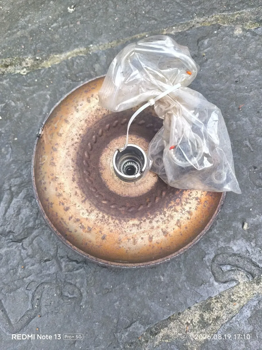 Mercedes R129 5 Speed gearbox and Torque converter - Image 1