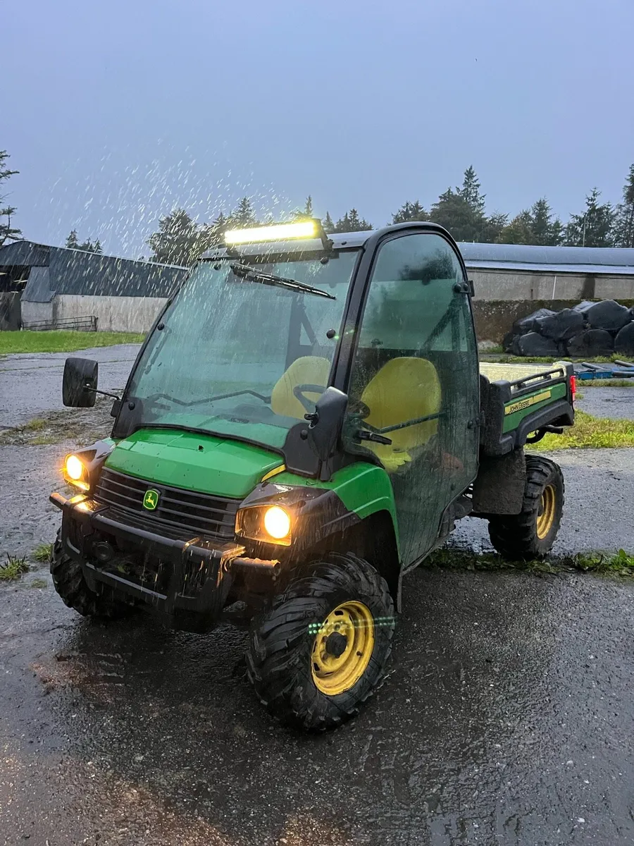 John deere gator - Image 1