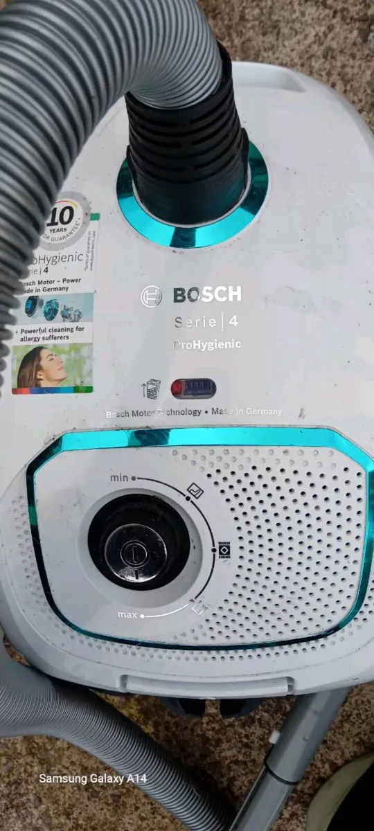 Bosch hoover - Image 1