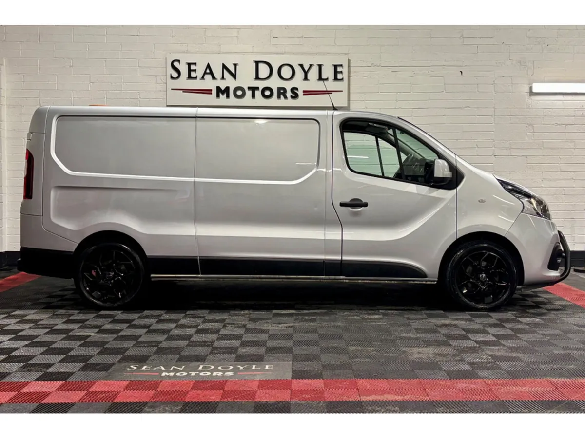 Renault Trafic 2019 LWB 1.6 DCI SPORT PLUS VAT @23 - Image 4