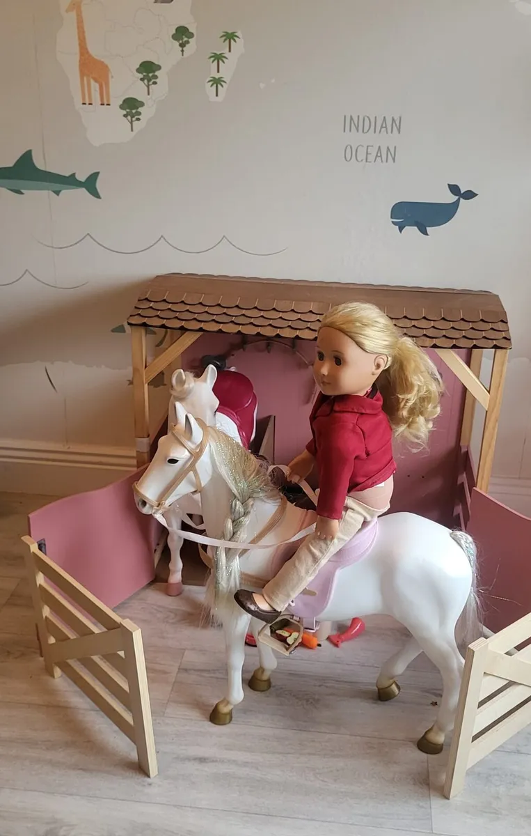 🐴 Our Generation Horse & Stable Bundle - Image 4