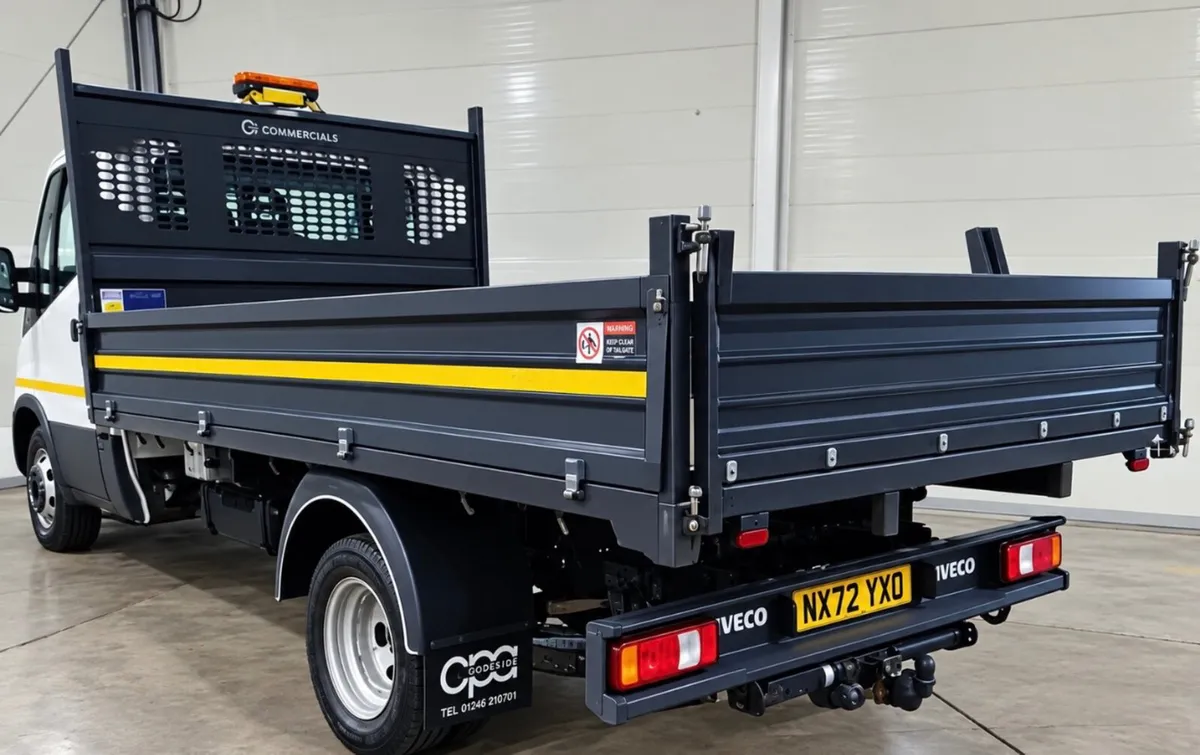 2022 Iveco Daily Twin Wheel Tipper Only 23k miles - Image 2