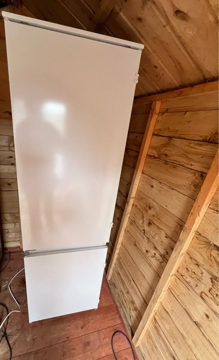 Fridge freezer - Image 1