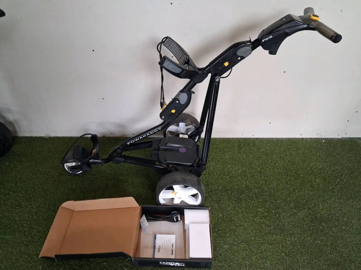 Powakaddy FW3 and new battery - Image 3