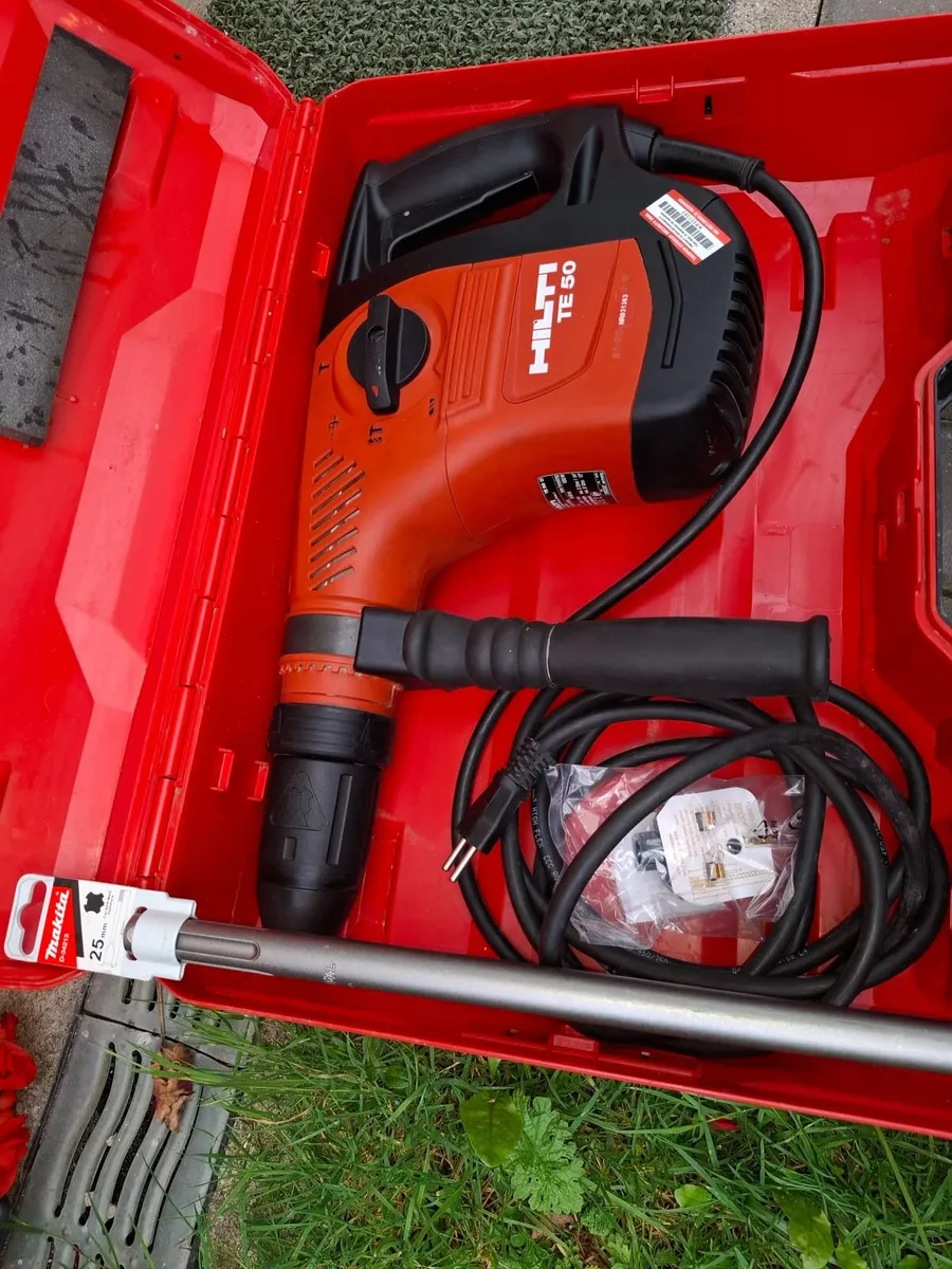 HILTI TE50 230V warranty 6 months . - Image 3