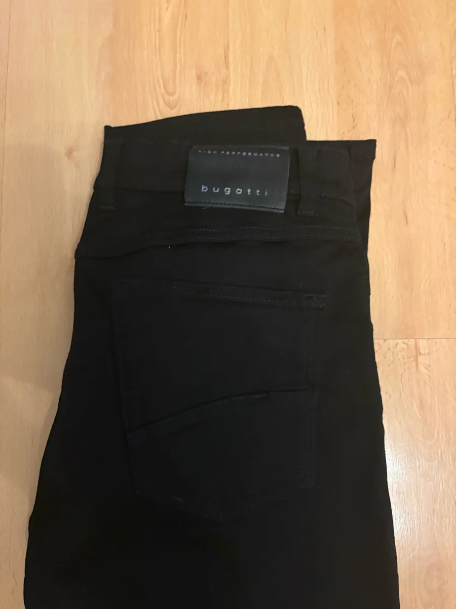 Bugatti Jeans black 36 x 32 NEW - Image 1
