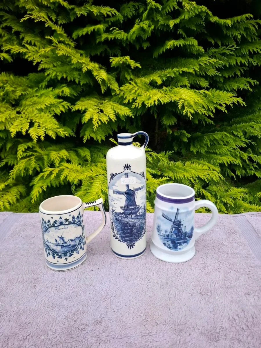 By post only set of blue delft decor - Image 1