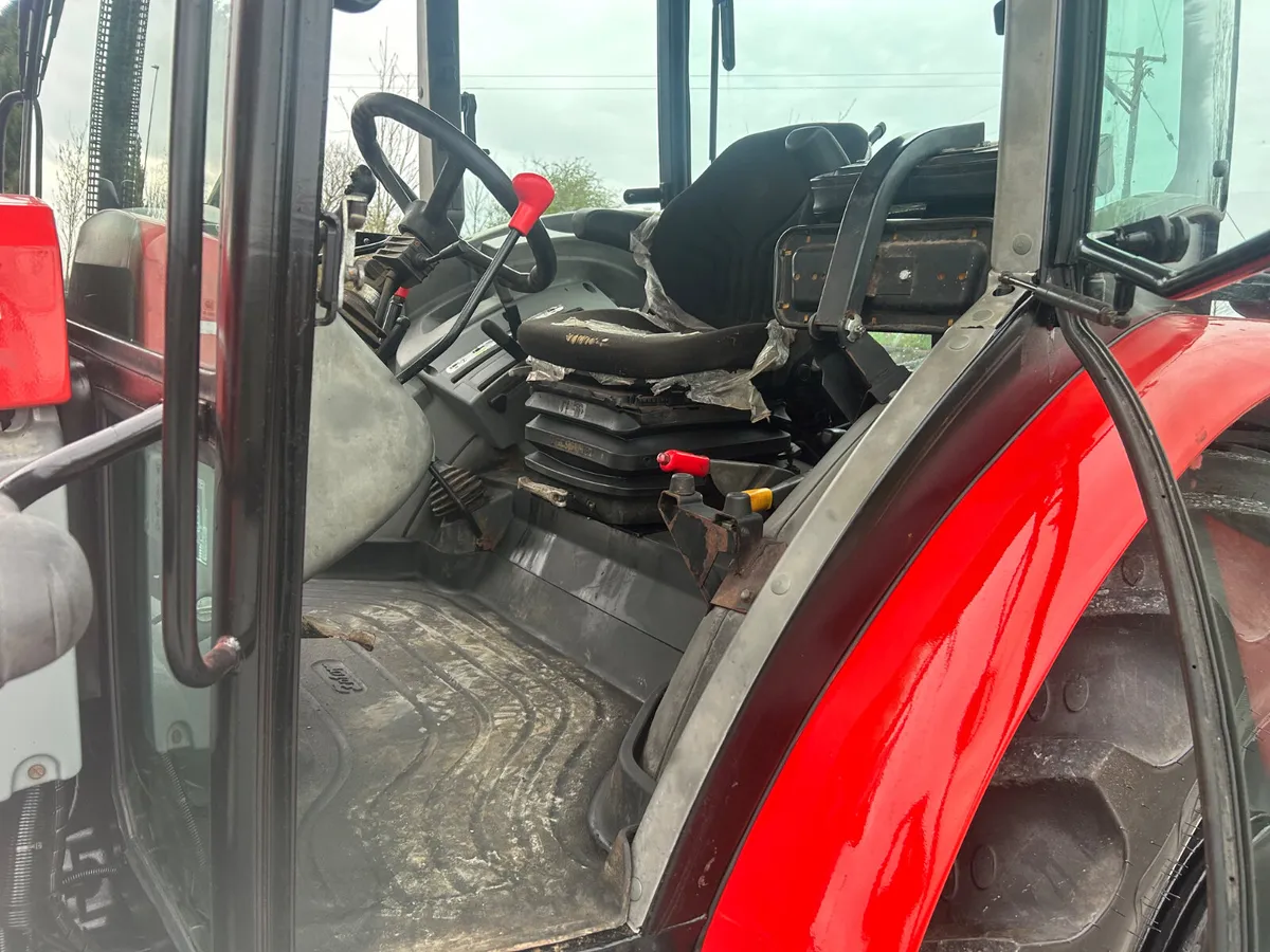2011 Zetor Proxima 85 with Loader - Image 3