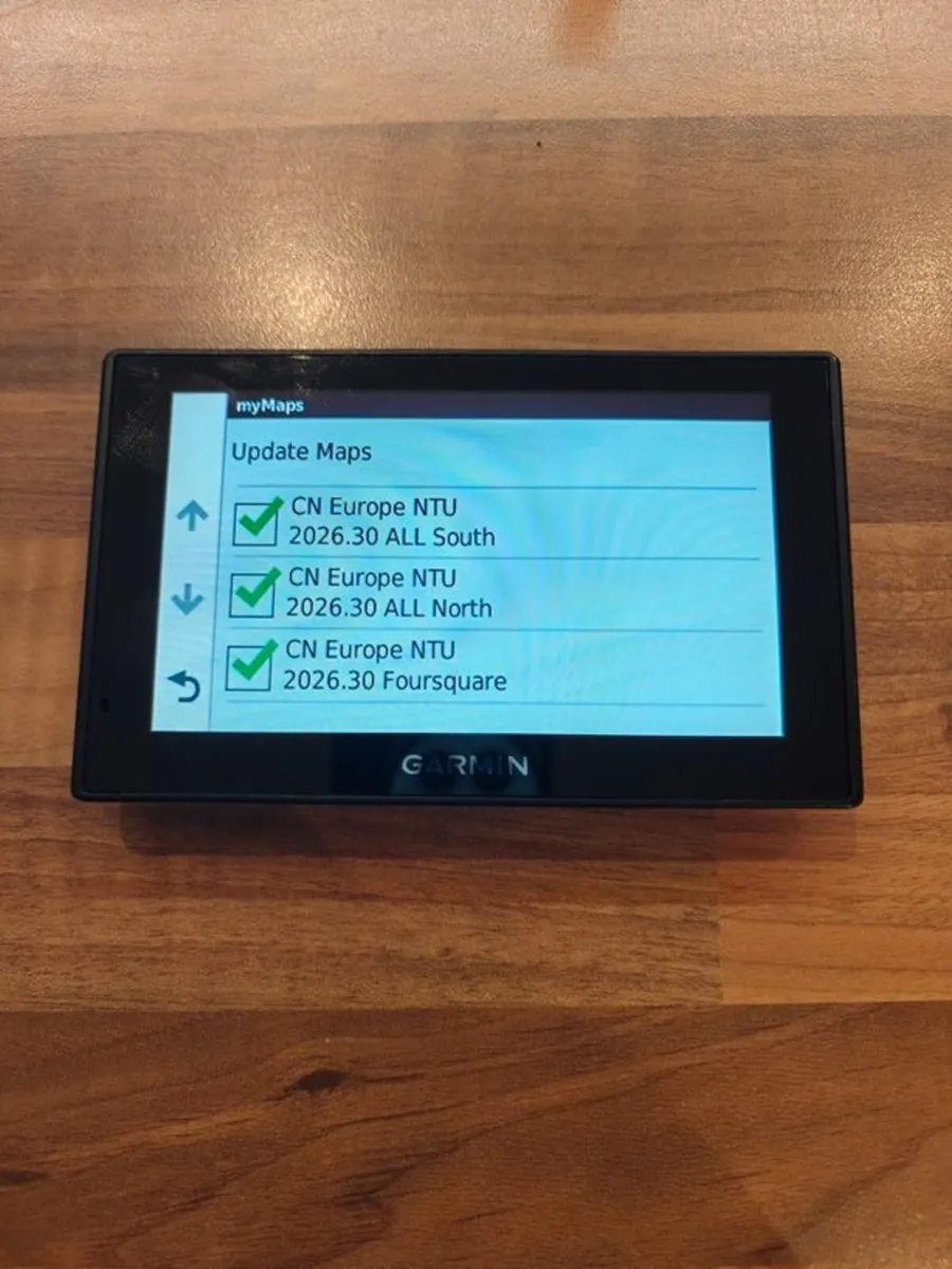 Garmin TRUCK / COACH sat nav with EIRCODES - Image 3