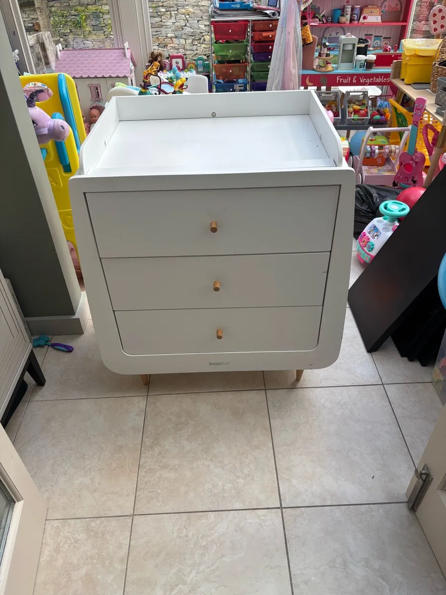SnüzKot Changing Unit / Chest of Drawers – White - Image 3