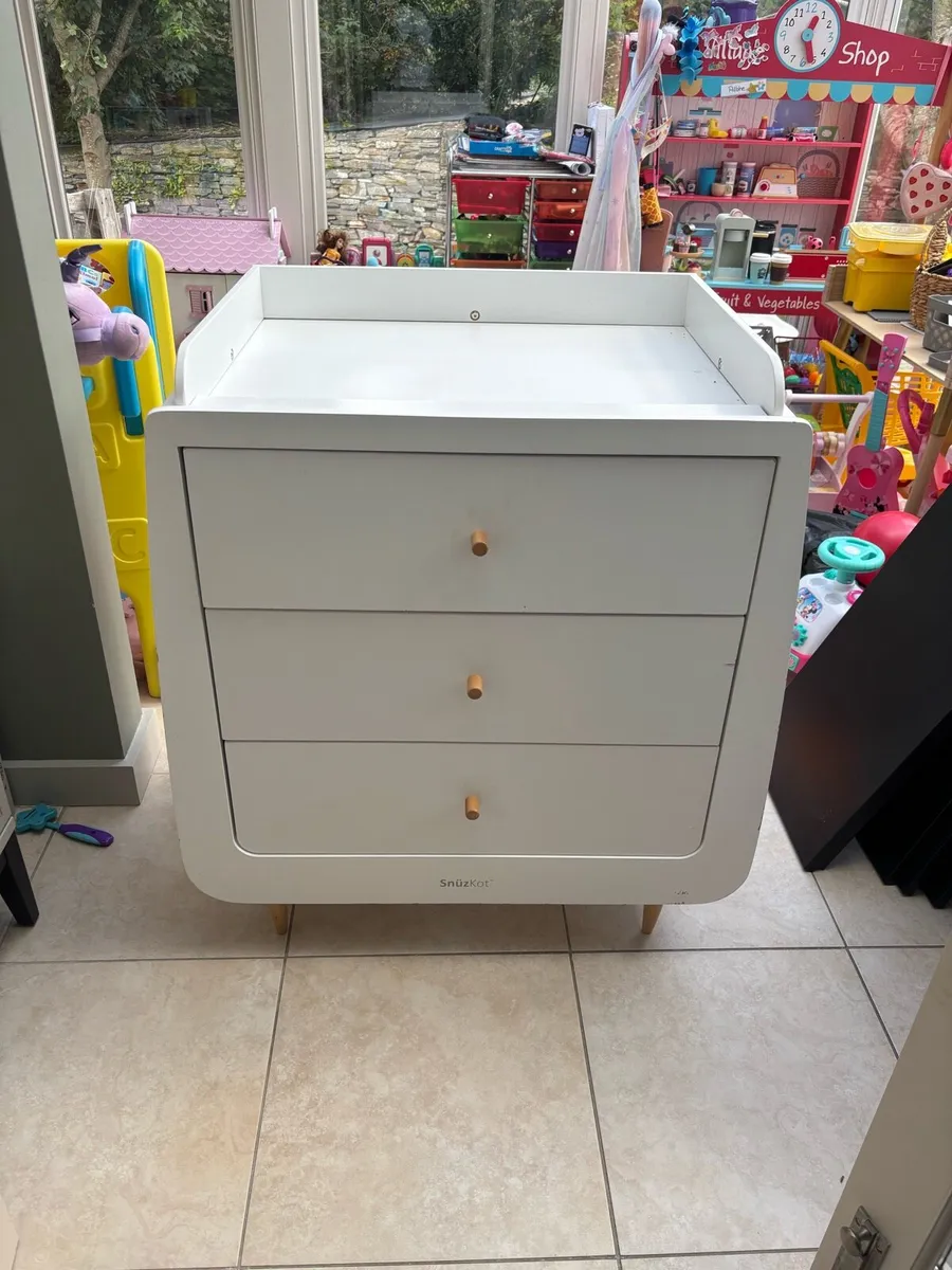 SnüzKot Changing Unit / Chest of Drawers – White - Image 4