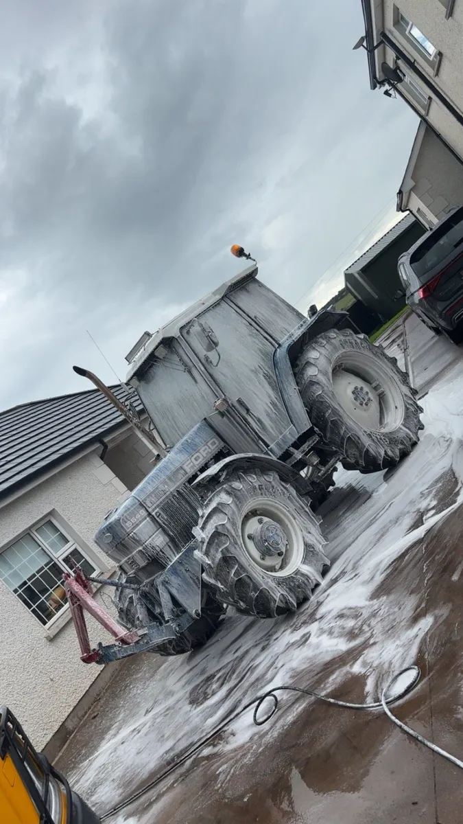 Tractor - Image 2
